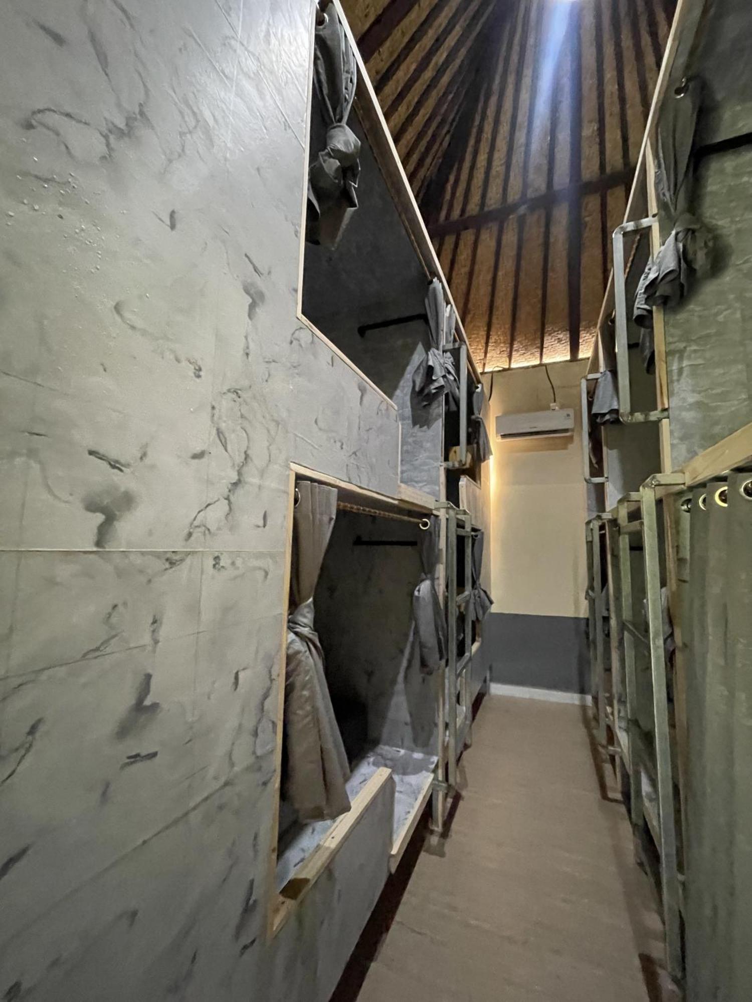 Pedidi Penida Hostel Batununggul Екстериор снимка