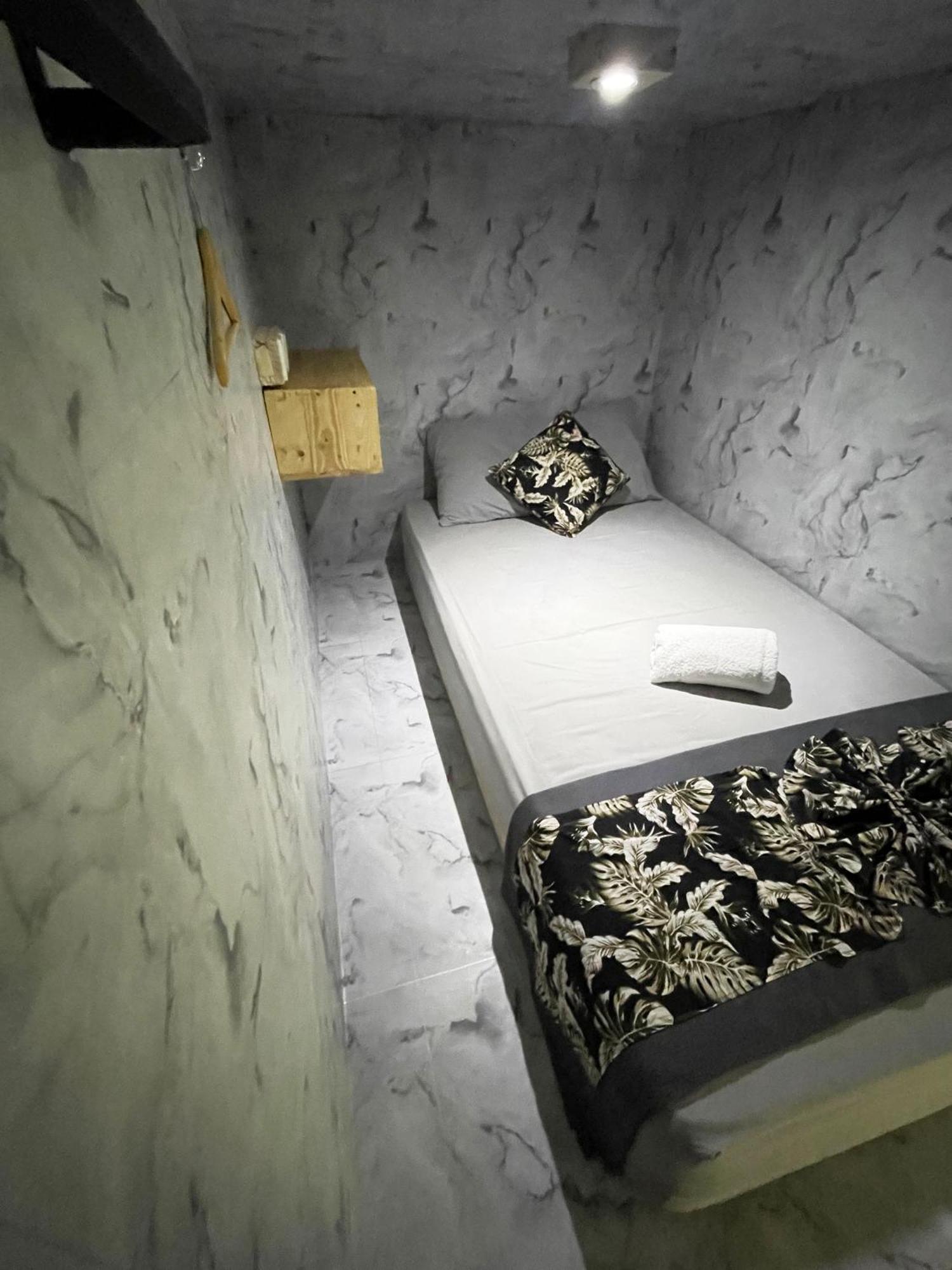 Pedidi Penida Hostel Batununggul Екстериор снимка
